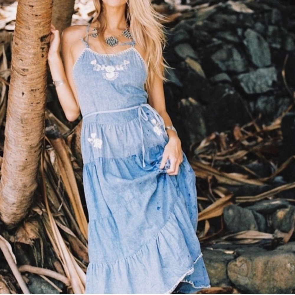 Chasing Unicorns Columbine Midi Maxi Dress in blue size M